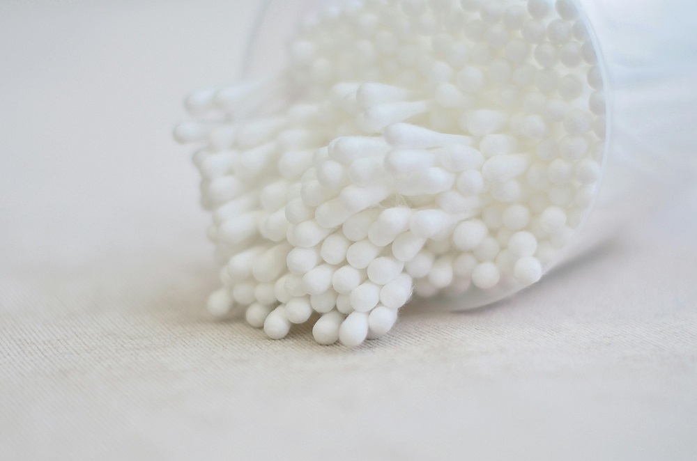 eyeshadow_cotton_bud3.jpg eyeshadow_cotton_bud3.jpg